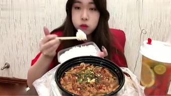 猛鹅吃瓜,揭秘动物界的趣味食趣
