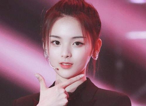 台湾东北女孩吃瓜事件,吃瓜瞬间引发网友热议